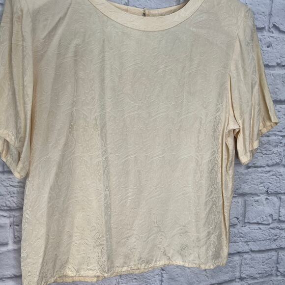 Vintage Silk Land Womens Blouse Size Petite M Beige Paisley Short Sleeve Keyhole - Picture 2 of 5